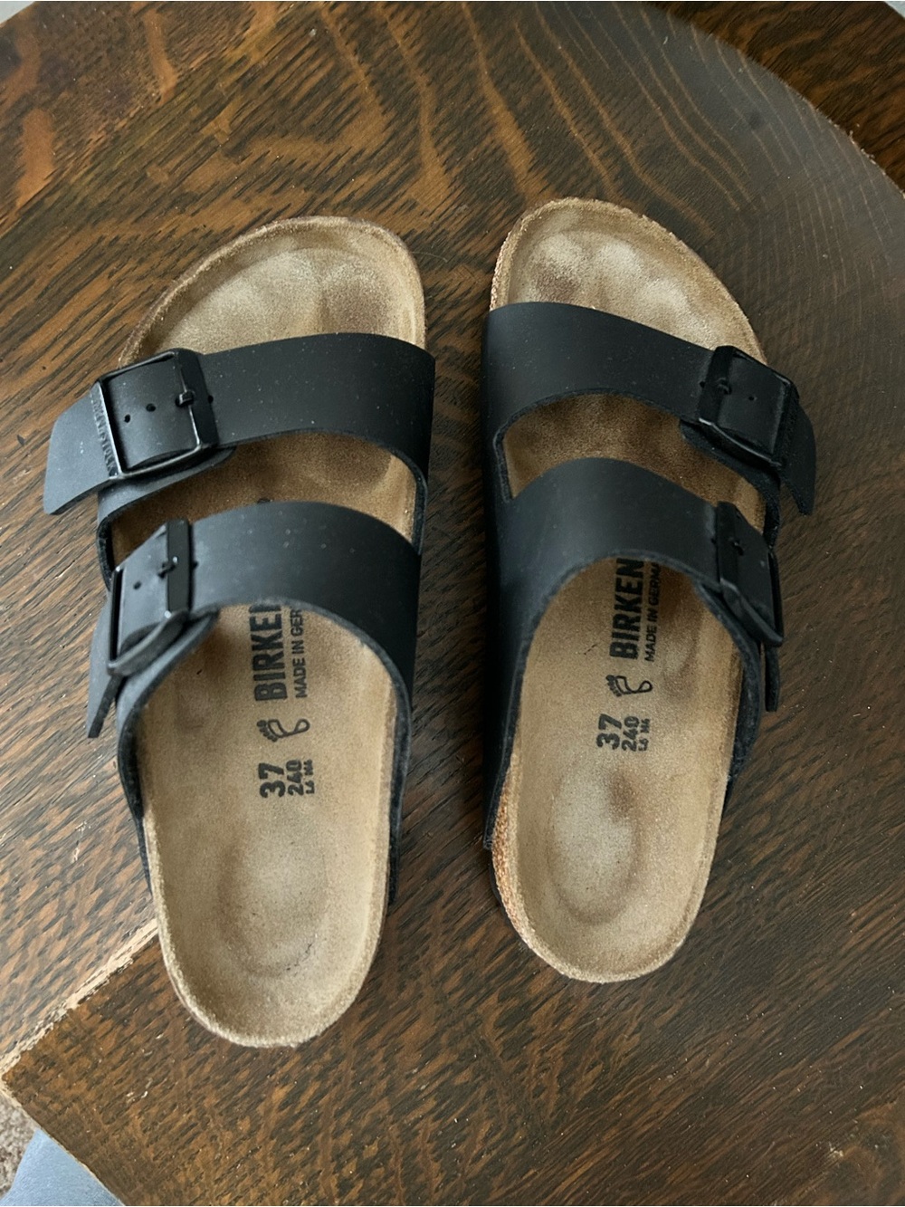 Birkenstock Arizona | Black Leather Two Strap Cork Sandals | Size 37 - Picture 5 of 6